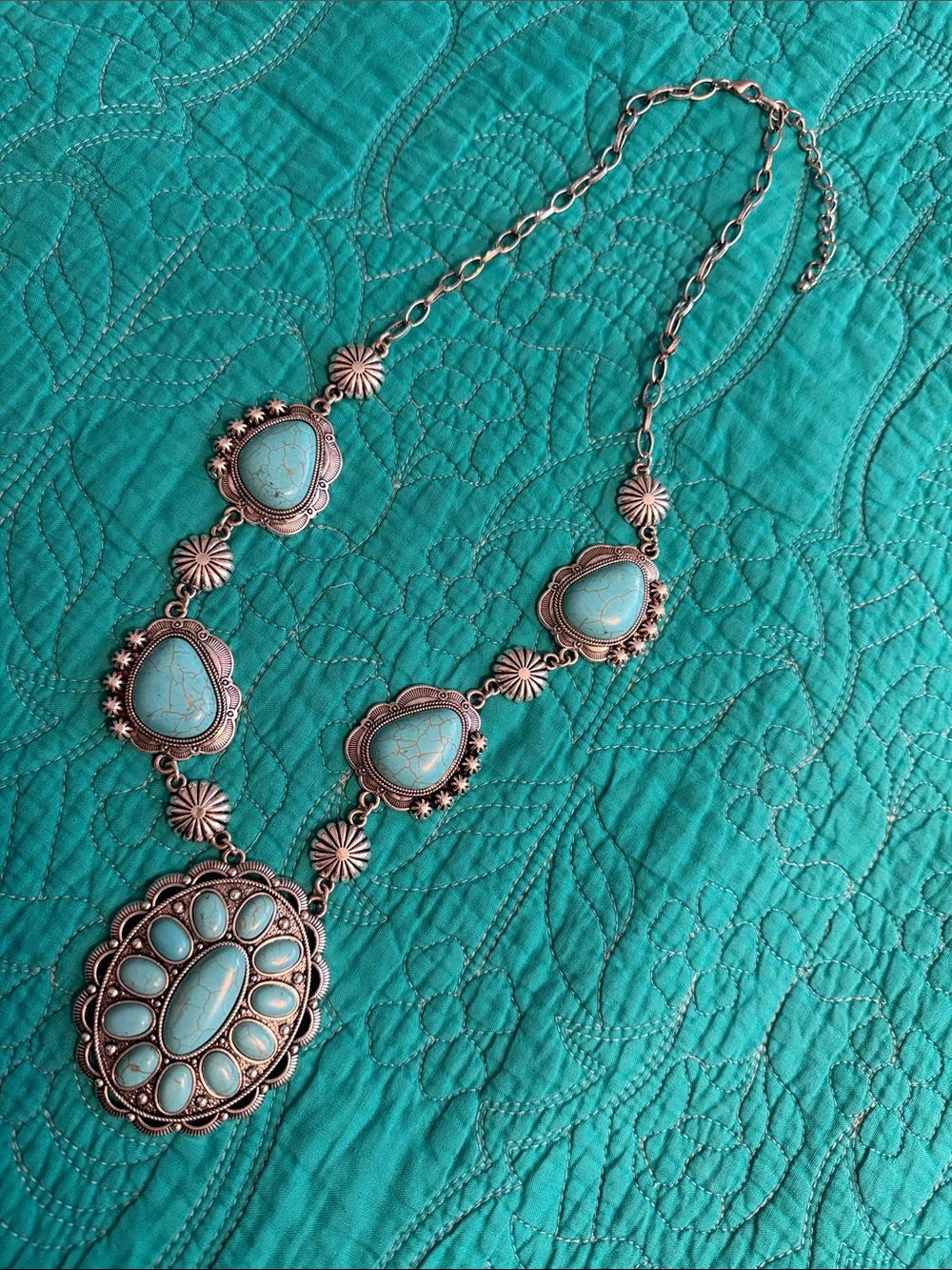 Western Concho with faux Turquoise stone necklace